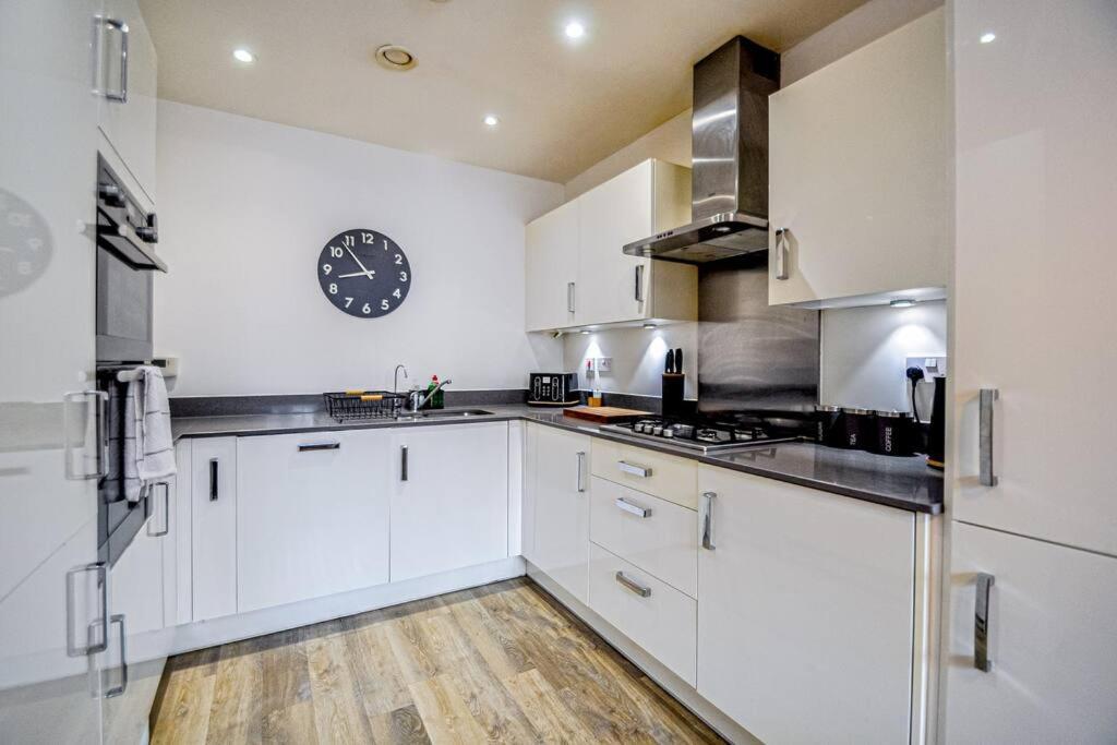Entire House Sleeps 8 Near The River Thames Maidenhead Ngoại thất bức ảnh