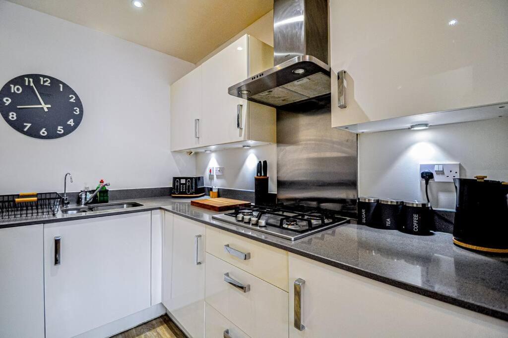 Entire House Sleeps 8 Near The River Thames Maidenhead Ngoại thất bức ảnh