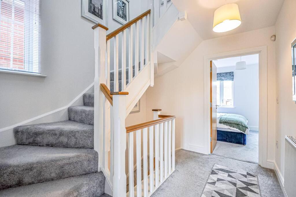 Entire House Sleeps 8 Near The River Thames Maidenhead Ngoại thất bức ảnh