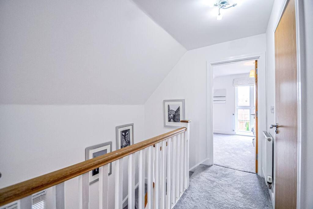 Entire House Sleeps 8 Near The River Thames Maidenhead Ngoại thất bức ảnh