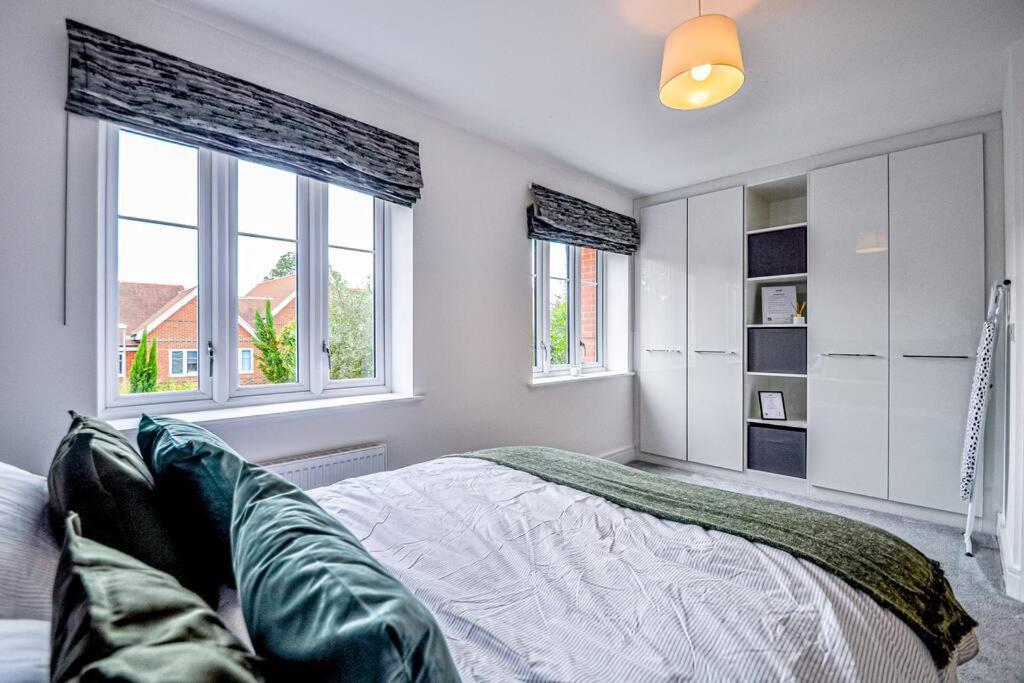 Entire House Sleeps 8 Near The River Thames Maidenhead Ngoại thất bức ảnh