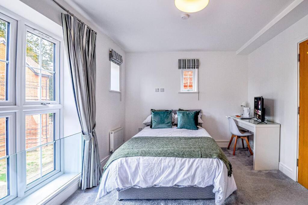 Entire House Sleeps 8 Near The River Thames Maidenhead Ngoại thất bức ảnh