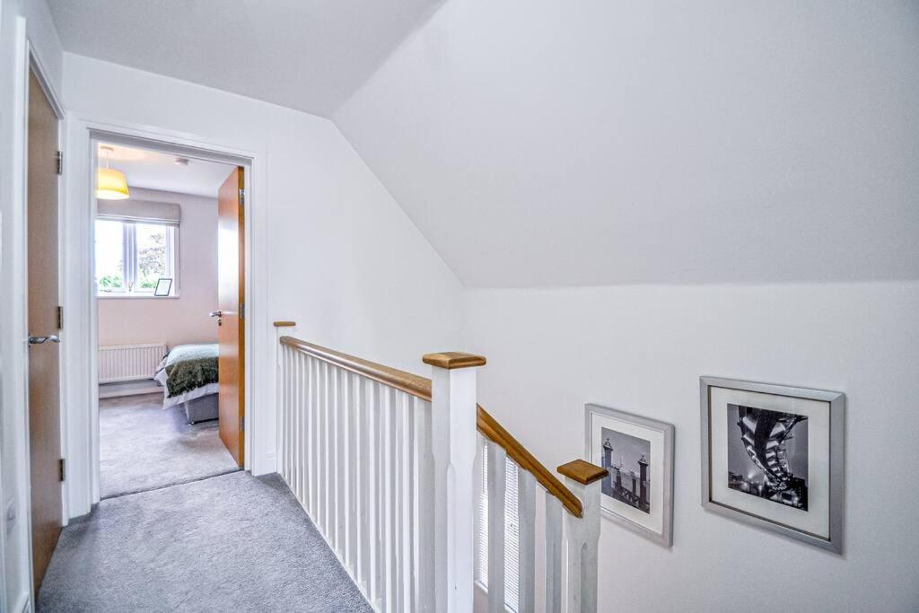 Entire House Sleeps 8 Near The River Thames Maidenhead Ngoại thất bức ảnh