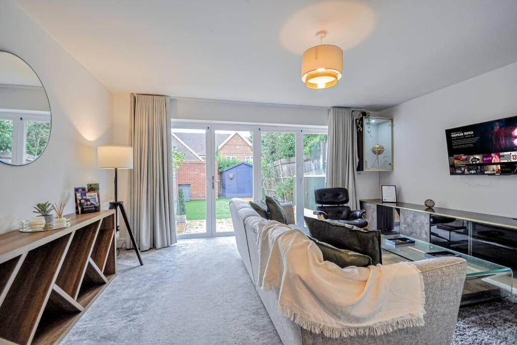 Entire House Sleeps 8 Near The River Thames Maidenhead Ngoại thất bức ảnh