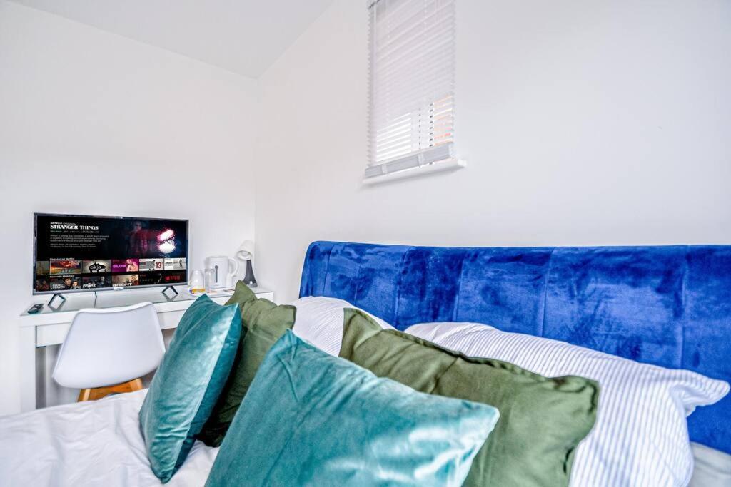 Entire House Sleeps 8 Near The River Thames Maidenhead Ngoại thất bức ảnh
