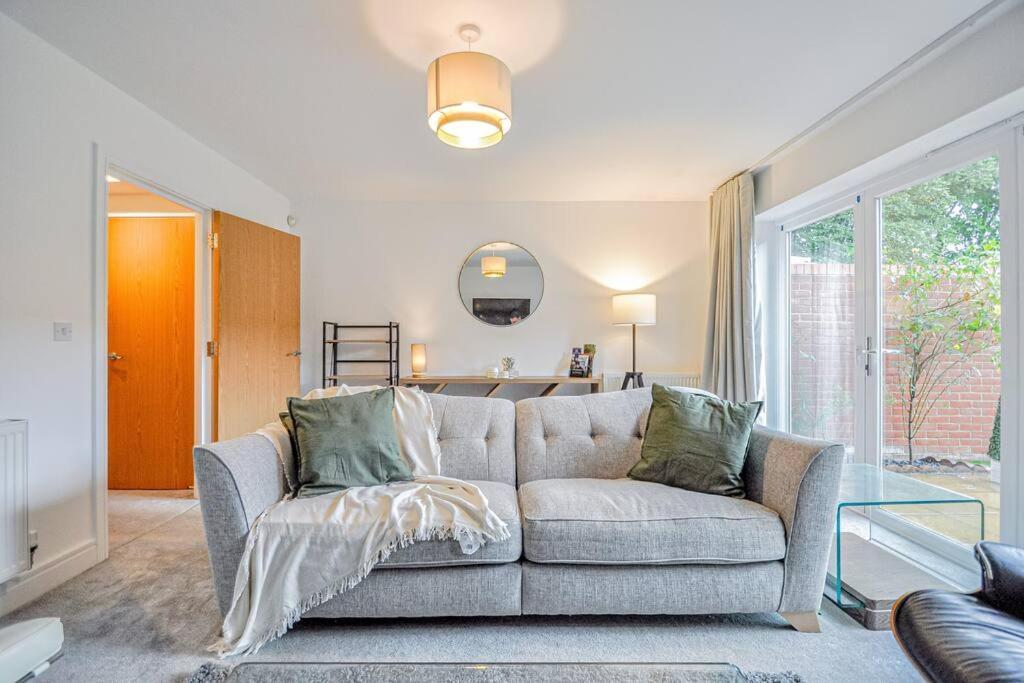 Entire House Sleeps 8 Near The River Thames Maidenhead Ngoại thất bức ảnh