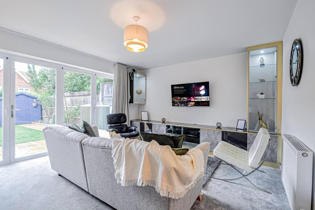 Entire House Sleeps 8 Near The River Thames Maidenhead Ngoại thất bức ảnh